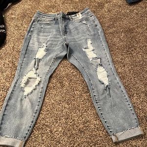 Size 16W brand new Judy blue jeans. Skinny fit.